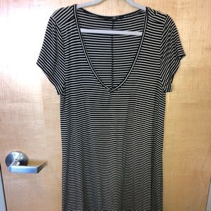 T-shirt dress